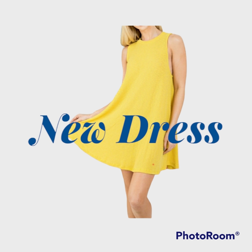 Sleeveless, lightweight dress